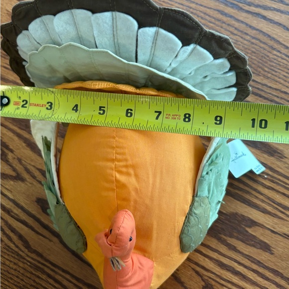 Thanksgiving Turkey Table Hallmark Decoration Plush Centerpiece Harvest - Picture 7 of 9